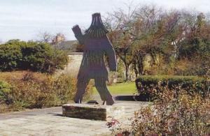 St Ives Straw Bear Wicca Pagan Style Statue Monument Cambridge Postcard