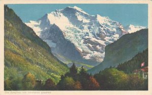 Schweiz Die Jungfrau von Interlaken gesehen