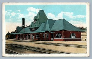 KEOKUK IA RAILROAD DEPOT ANTIQUE POSTCARD RAILWAY TRAIN STATION