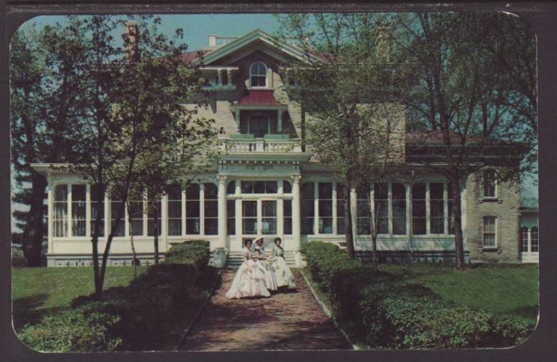 Villa Loius,Prarie Du Chein,WI Postcard