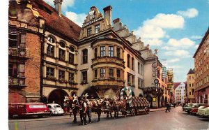 US4728 Germany Munchen Hofbrauhaus Auto Vintage Cars volkswagen bettle