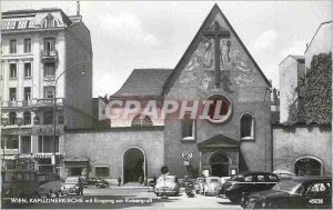 Postcard Wien Modern Kapuzinerkirche mit Eingang zur Kaisergruft