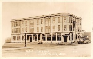 H80/ Grand Rapids Minnesota RPPC Postcard c1930s Hotel Pokegama 65