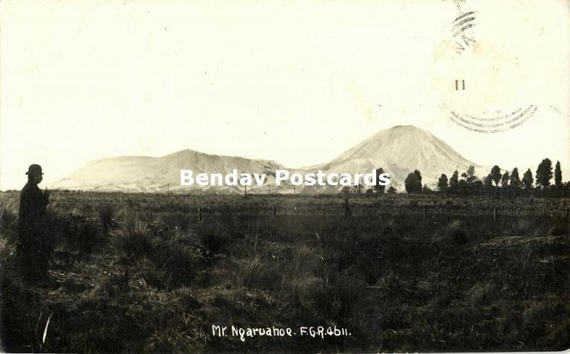 new zealand, Mount Ngauruhoe, Tongariro Volcanic Complex, Volcano (1910s) RPPC