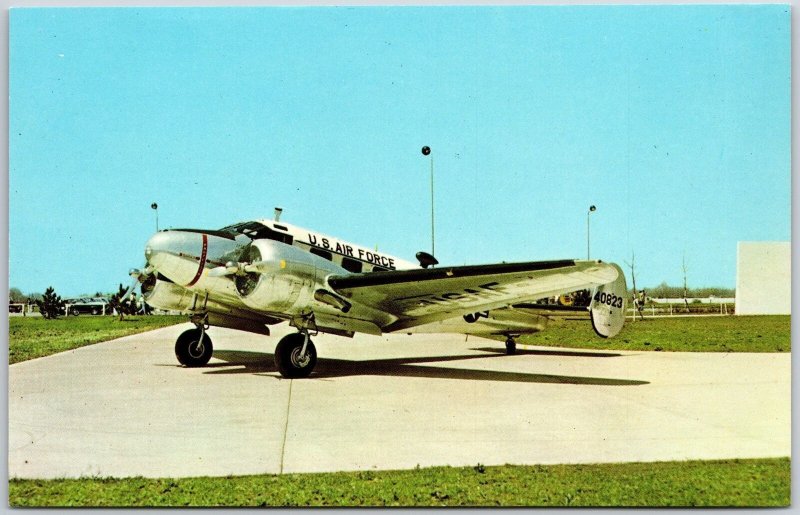 Airplane US Airforce 40823 Beech C-45H Expeditor WW II Military Version Postcard