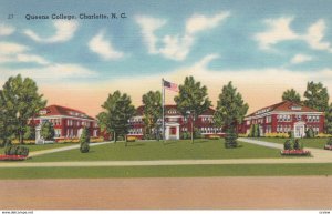 CHARLOTTE, North Carolina, 30-40s: Queens College