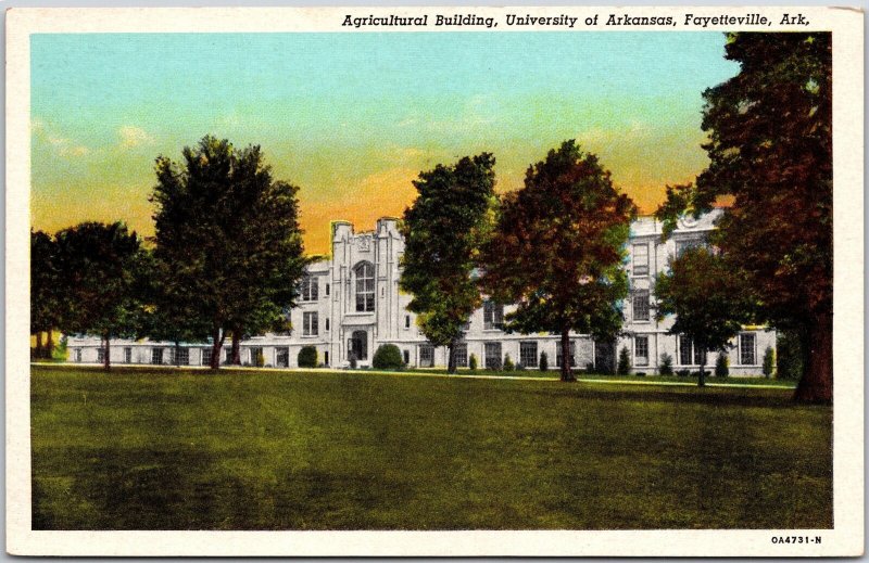 Fayetteville Arkansas, Agricultural Building, University of Arkansas, Postcard