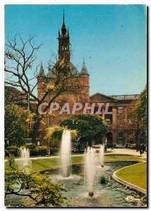 Modern Postcard Toulouse Haute Gar The keep of the Capitol and garden