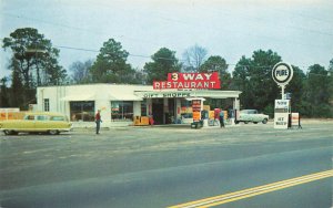 Folkston GA 3-Way Restaurant & Pure Gasoline Station  On U. S. 301 Postcard