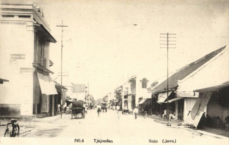 indonesia, JAVA SURAKARTA SOLO, Tjajoedan Street Scene (1930s) Kuwai & Co.