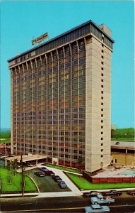 Holiday Inn Hotel Philadelphia PA City Line Avenue Unused Vintage Postcard H34