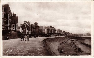 CPA Paramé - La Digue - Au loin, Saint-Malo (112099)