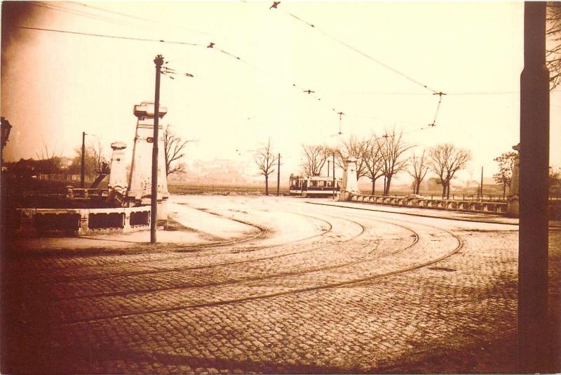 Romania Bucharest Bucuresti tramway electric wagon podul Regele Ferdinand