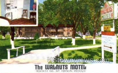 The Walnuts Motel in Mt Vernon, Missouri