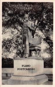 CHICAGO, ILLINOIS LINCOLN STATUE, LINCOLN PARK-1923 RPPC REAL PHOTO POSTCARD