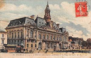 BF7568 l hotel de ville et la place tours france        France