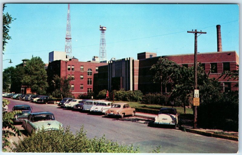 c1950s Des Moines, IA Raymond Blank Memorial Children Hospital Roadside Car A308