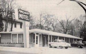 Texarkana Twilight Motel Exterior View Vintage Postcard AA29063