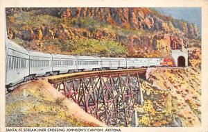 Santa Fe Streamliner Crossing Johnson's Canyon Arizona, USA Santa Fe Train Un...