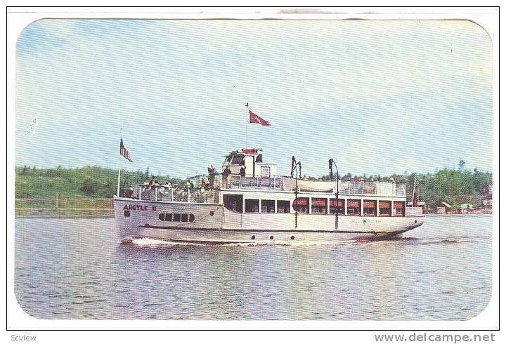 Ship ARGYLE II leaving Kenora, Ontario , Canada , 40-60s