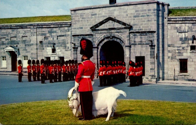 Canada Quebec Royal 22 Regiment At La Citadelle