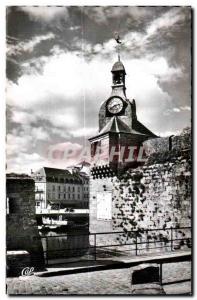 Postcard Modern Concarneau city Belfry Close