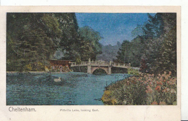 Gloucestershire Postcard - Cheltenham - Pittville Lake, Looking East - Ref 4660A