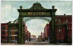 13819 Welcome Arch and Trolley Car at Denver Union Station 1908