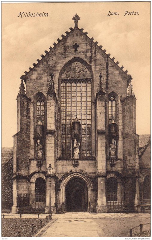 Hildesheim (Lower Saxony), Germany, 1900-1910s ; Dom.