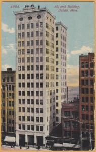 Duluth, Minn., Alworth Building, People on the street - 1914