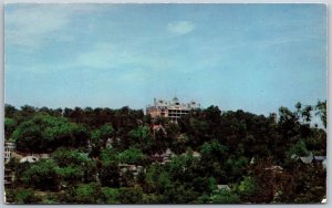 Vtg Eureka Springs Arkansas AR Crescent Hotel Ozarks Chrome View Unused Postcard