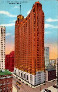 VINTAGE POSTCARD UNION GARDEN BUILDING AT DETROIT MICHIGAN TROLLEY CARS c. 1940