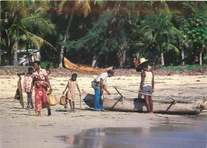 Africa Madagascar Nosy Be fishermen returns