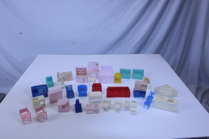 Lot of 35 Vintage Collectible Plastic Mini Doll House Furniture PCS by Superior