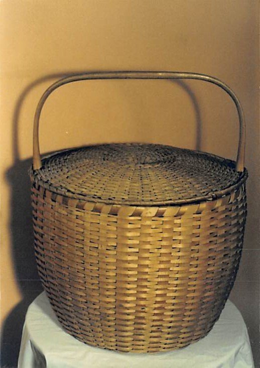 Basket Non Photograph Shaker Non Postcard Backing 