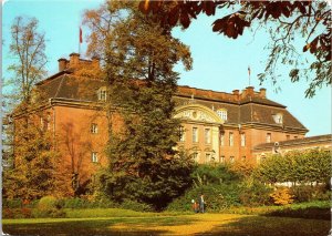 VINTAGE CONTINENTAL SIZE POSTCARD KOPENICK CASTLE IN EAST BERLIN EAST GERMANY