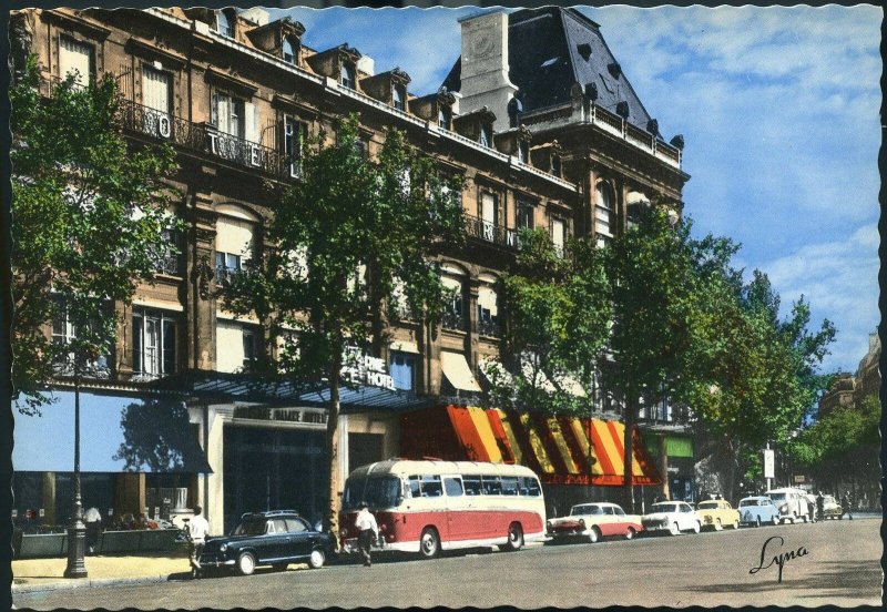 Abeille Cartes Postcard 'Paris. L'hotel Moderne, Place de la Republique'