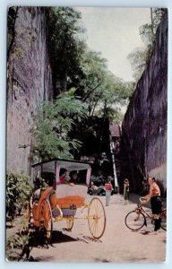 Queen's Staircase - Nassau BAHAMAS Postcard