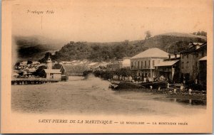 Vtg Saint Pierre de la Martinique Le Mouillage La Montagne Pelee Postcard