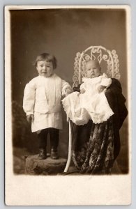 RPPC Adorable Edwardian Children Posed For Photograph Postcard Q24