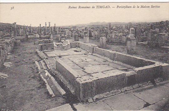 Tunisia Ruines Romaines de Timgad Peristylium de la Maison Sertius
