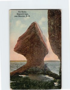 Postcard The Rocks, Hopewell Cape, Canada