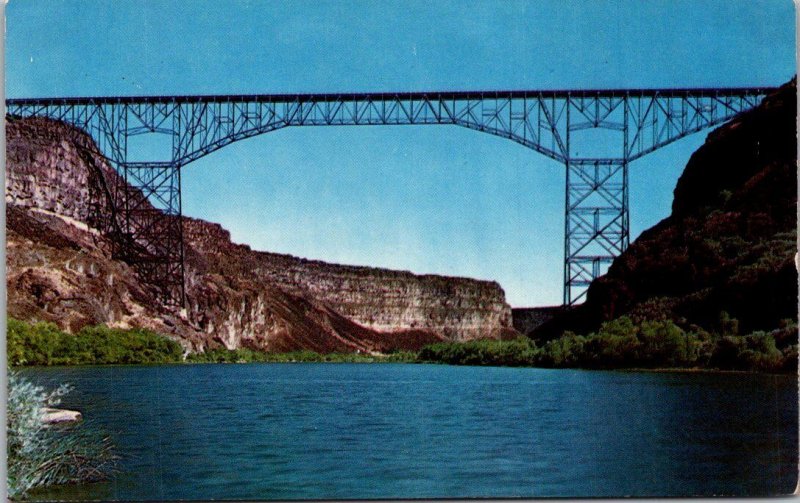 Idaho Perrine Memorial Bridge Connectin Twin Falls and Jerome Counties