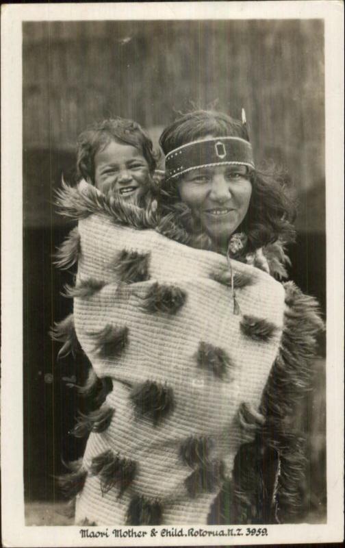 Ethnic Ethnography Maori Mother & Child New Zealand Real Photo Card/Postcard