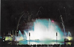 New York World's Fair 1964-65 Fountain of Planets Surging Waters Set to Music