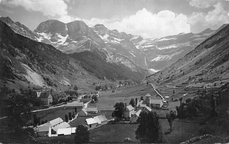 BR42789 Gavarnie le cirque vu du village france