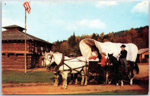 VINTAGE POSTCARD COVERED WAGON SCENE AT FRONTIER TOWN UPSTATE NEW YORK