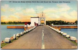 Grand Isle Bridge, North Hero Lake Champlain VT c1940 Vintage Postcard L02