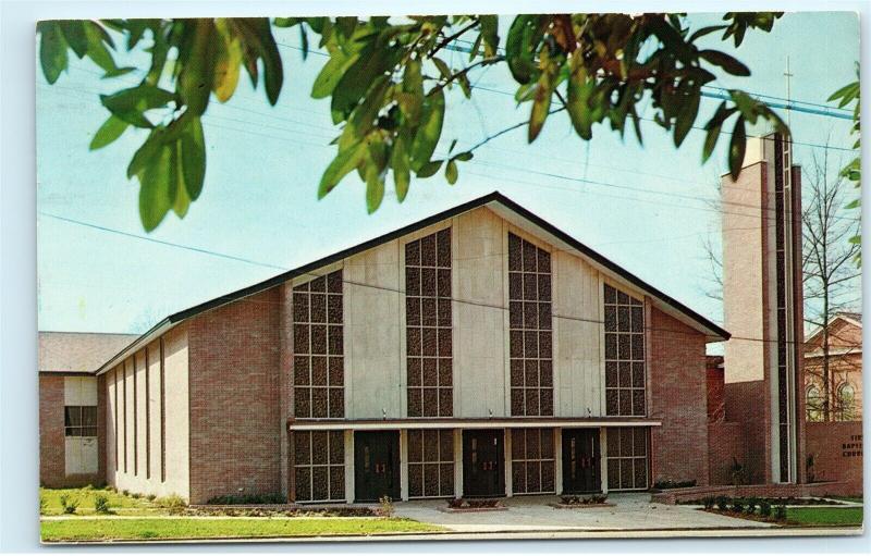 Ruston Louisiana First Baptist Church 200 South Trenton Vintage Postcard D82