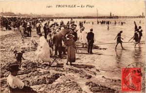 CPA TROUVILLE - La Plage (276478)